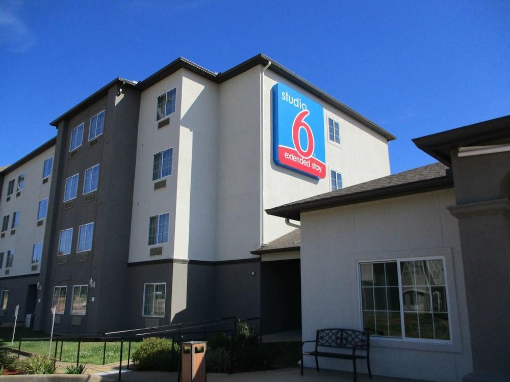 Quality Inn Leesville Экстерьер фото