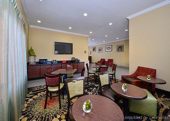 Quality Inn Leesville Экстерьер фото