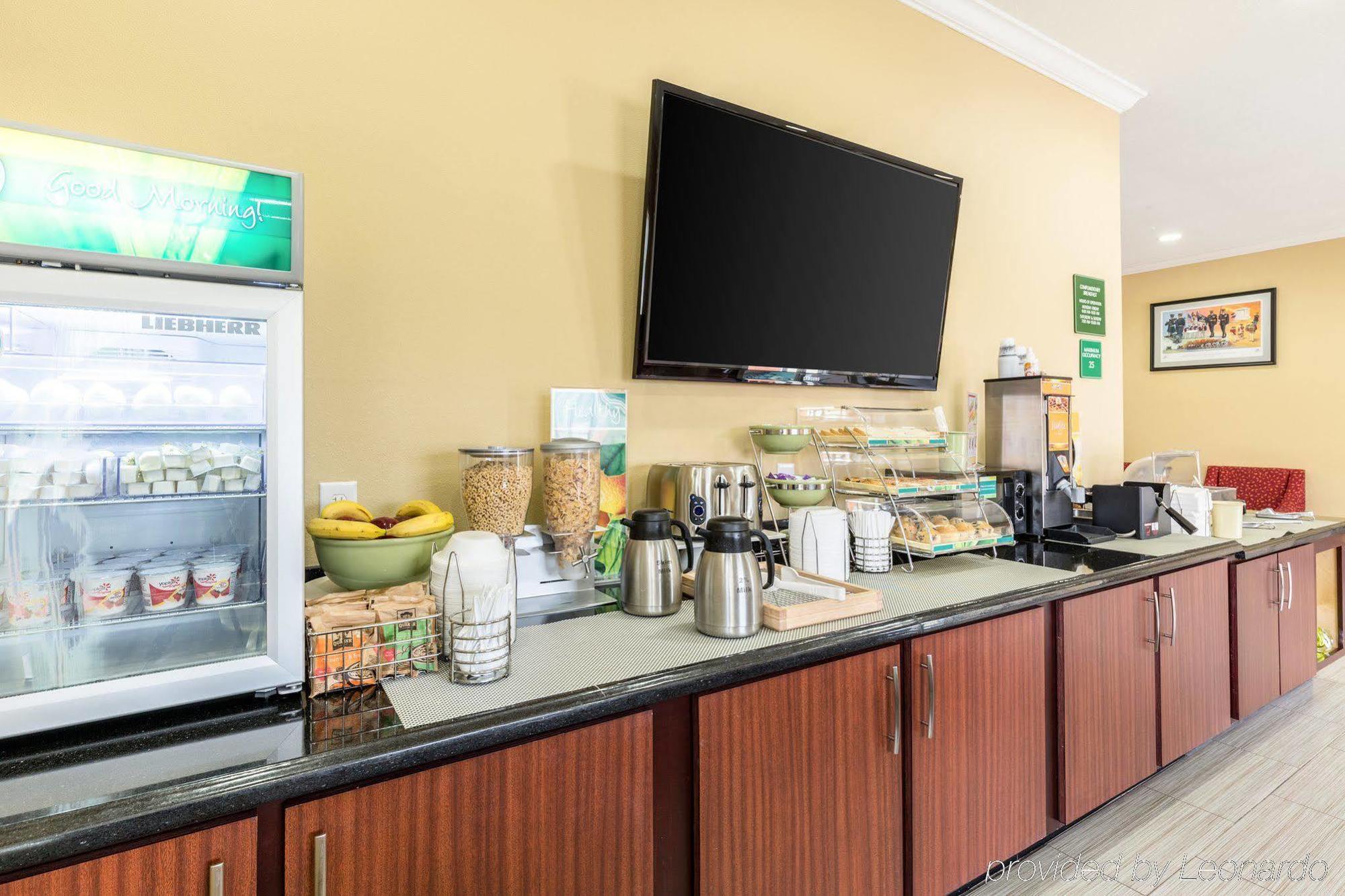 Quality Inn Leesville Экстерьер фото