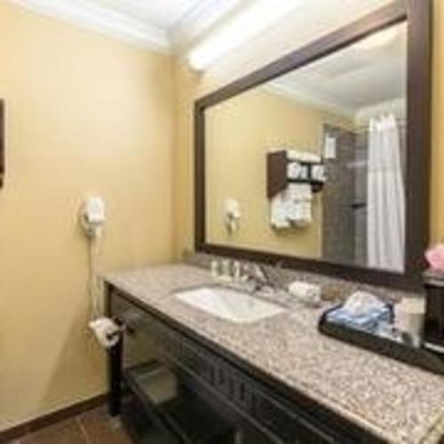 Quality Inn Leesville Экстерьер фото